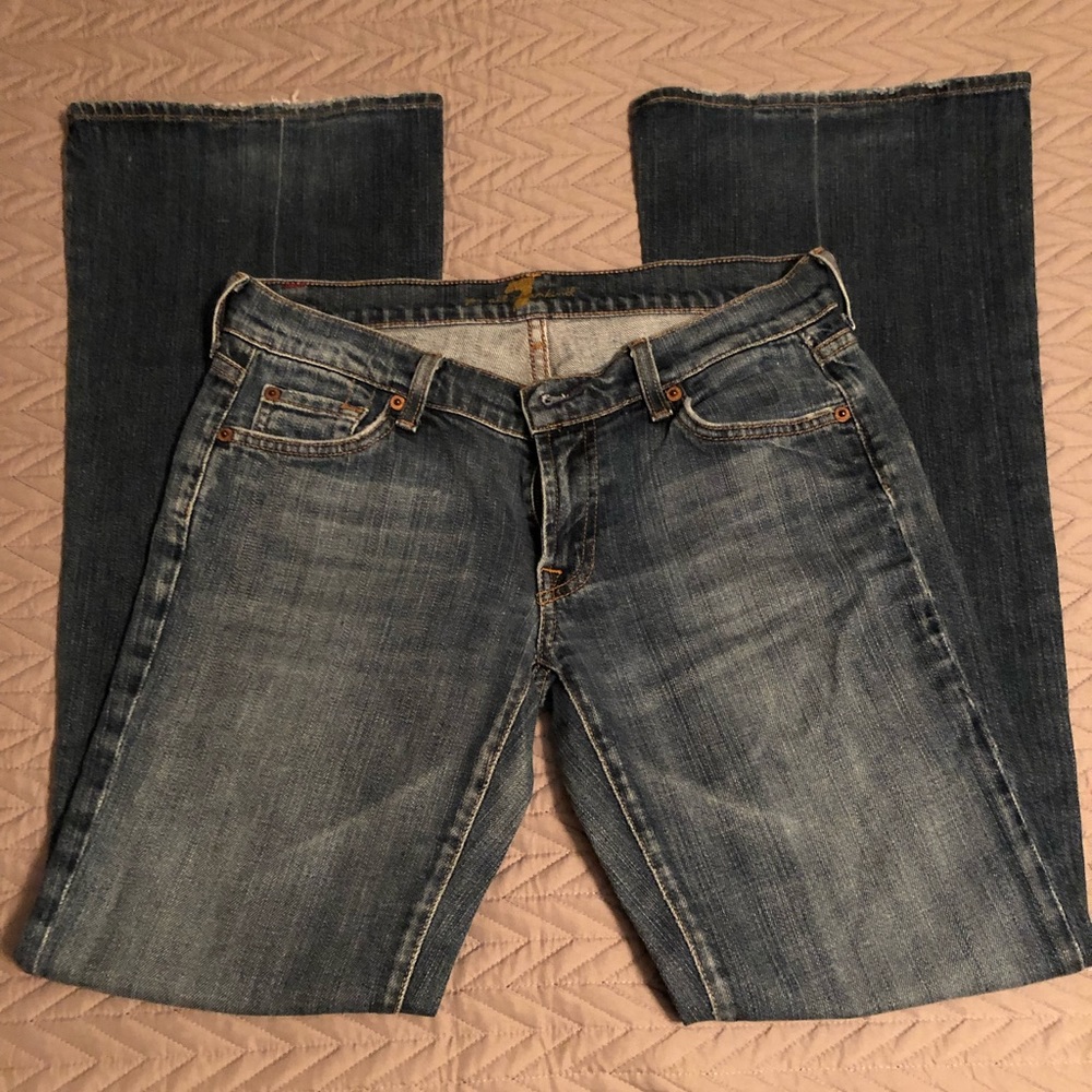 Women’s 7FAMK flare jeans sz 29